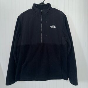 The North Face Men’s 1/2 Zip Fleece - L